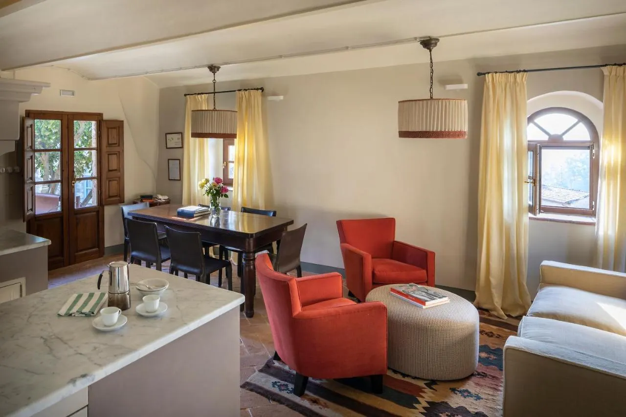 Borgo Pignano Tuscany 0*,